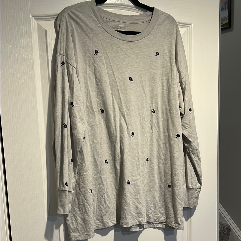 Aerie Gray Long Sleeve Tee with Speckled Design